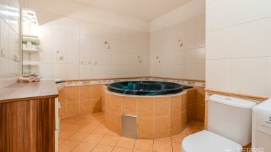 Prodej bytu 2+kk v Měšicích u Prahy